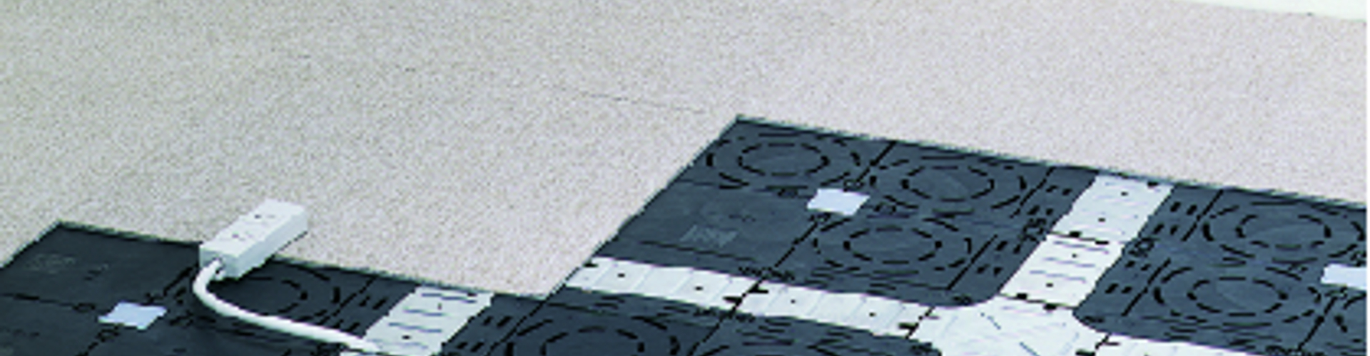 製品一覧 [内装床材] | OAフロア用タイルカーペット | truss (トラス) - メーカー横断の建材検索サイト